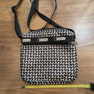 Lesportsac Square Crossbody Purse Black and White Print